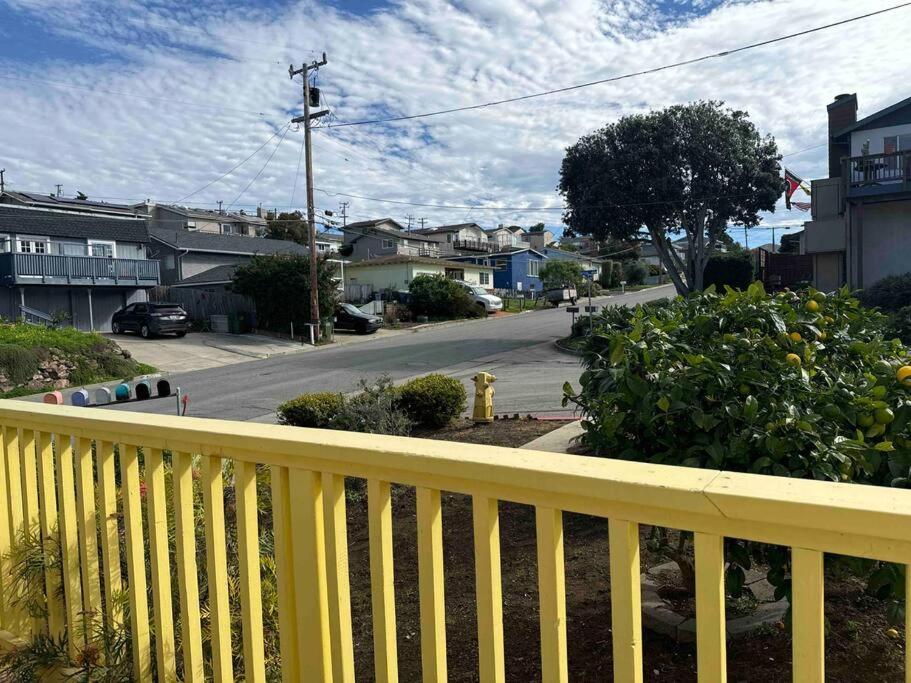 Pelican Place In *